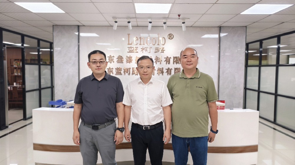 心系企業(yè)，情暖藍(lán)柯路——陳鎮(zhèn)長及鎮(zhèn)領(lǐng)導(dǎo)團(tuán)隊親臨指導(dǎo)，共繪發(fā)展藍(lán)圖